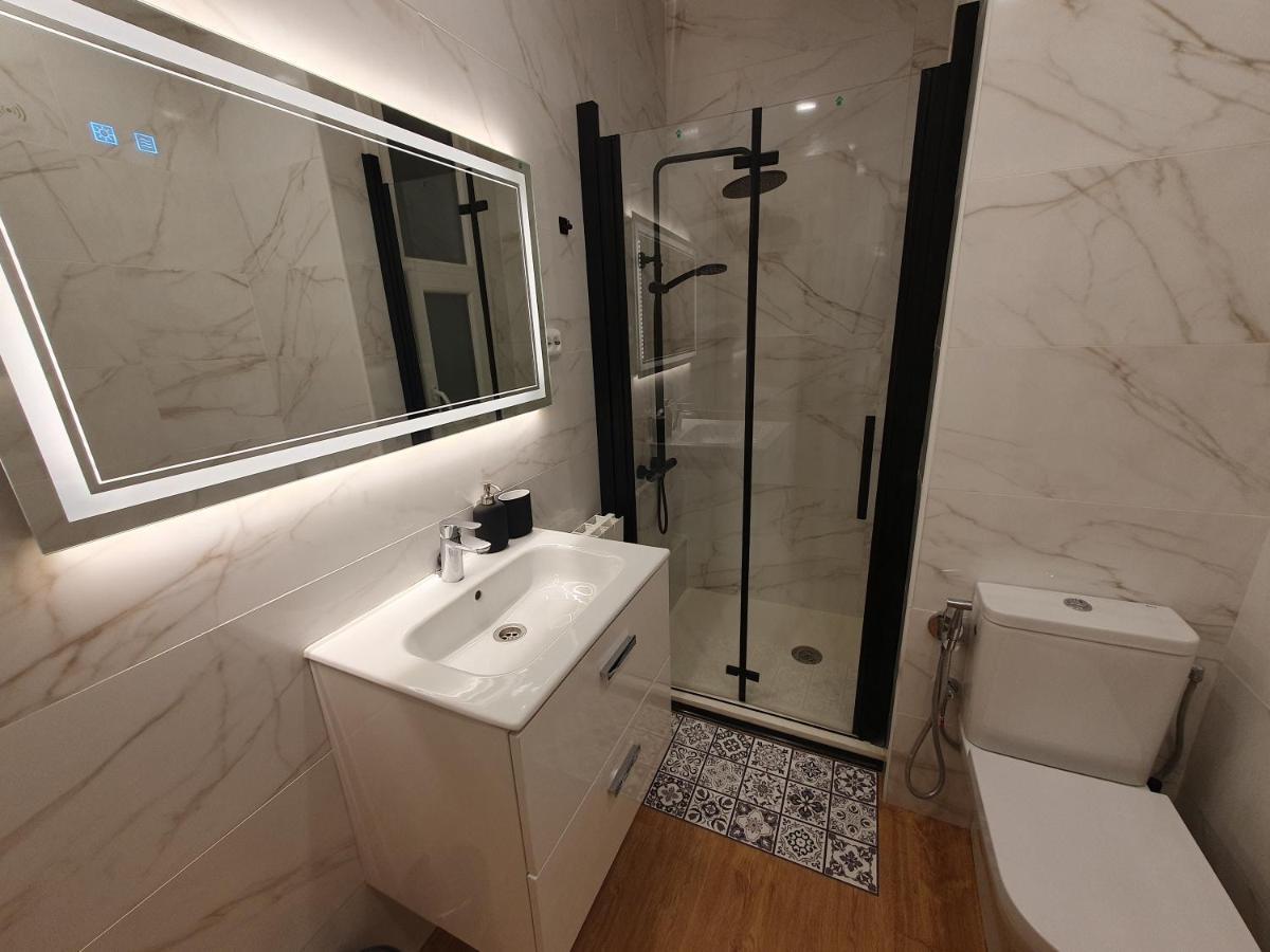 Apartament Aimendi Host Bilbao District Center II Zewnętrze zdjęcie