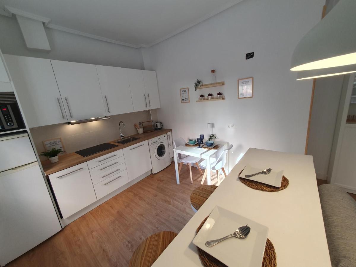 Apartament Aimendi Host Bilbao District Center II Zewnętrze zdjęcie